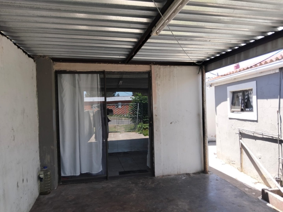 8 Bedroom Property for Sale in Mdantsane Nu 6 Eastern Cape